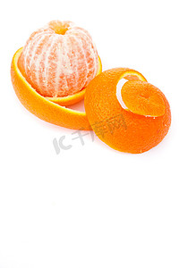 橘子被橘皮包围