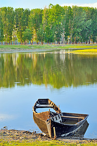 多瑙河上的传统小船