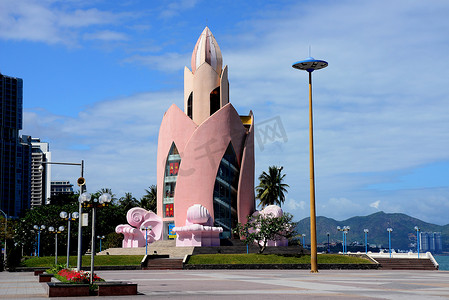 位于市中心的Tram Huong Tower被认为是芽庄市的象征