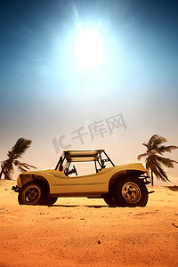 沙漠游戏摄影照片_沙漠越野车