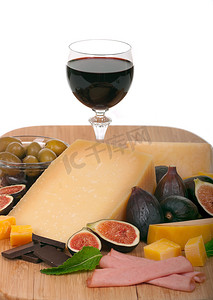 薄荷奶酪摄影照片_葡萄酒和奶酪