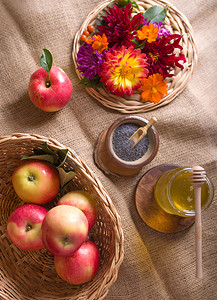 苹果和蜂蜜，犹太新年庆祝活动的传统食品，Rosh Hashana。