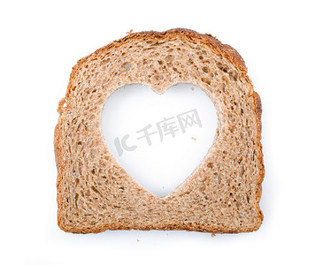 一片面包上的心形洞