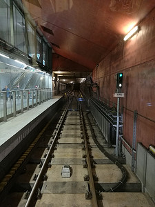 从地铁窗口看 kelenföld 火车站和地铁站