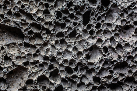 作为火山火成岩​​的灰色多孔浮石