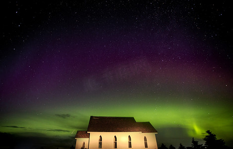 北极光乡村教堂
