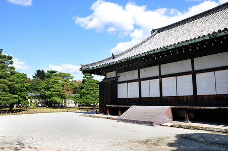 “二条城始建于 1603 年，当时称为日本京都”