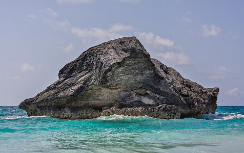 马蹄爆珠摄影照片_“百慕大马蹄湾的大石头”