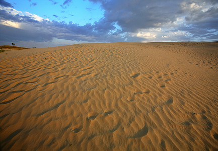 风景图案摄影照片_风景秀丽的萨斯喀彻温省大沙丘的沙丘