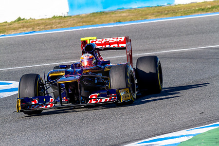 7.1建党节背景摄影照片_“Team Toro Rosso F1, Jean Eric Vergne, 2012”