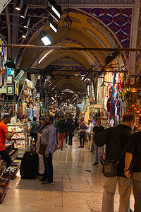 大巴扎是世界上最大、最古老的室内市场之一。