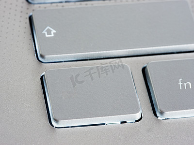 键盘特写上的空白按钮