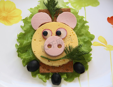 “三明治-猪鼻子，儿童食品”