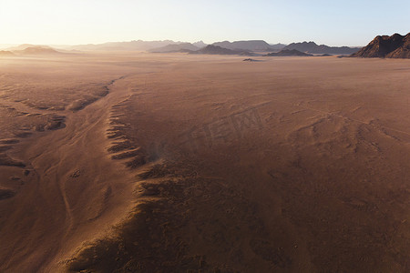 沙漠高空摄影照片_从 Sossusv 沙滩上的气球看高空