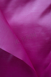 美丽时尚的粉红色丝绸