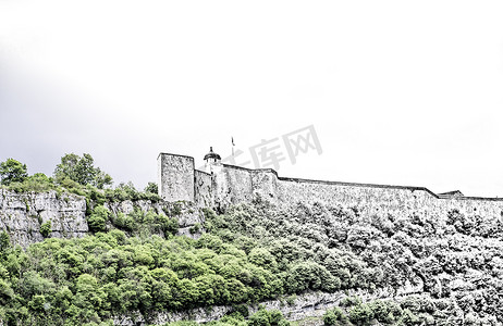 贝桑松城堡防御工事 Vauban 在法国杜省的设计与现实之间