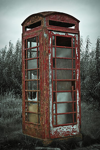 旧的红色电话亭