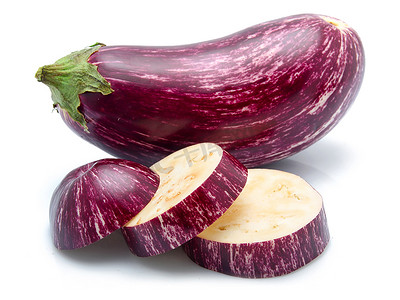 孤立的紫色切茄子蔬菜
