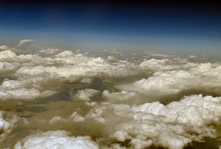 阿里背景摄影照片_阿里尔山云景