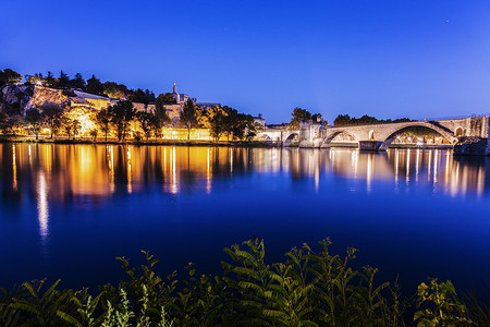 阿维尼翁罗纳河上的圣贝内泽桥
