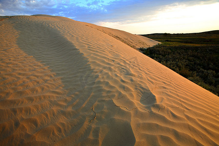 风景秀丽的萨斯喀彻温省大沙丘的沙丘