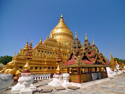 “Shwezigon Paya Pagoda，蒲甘的地标”