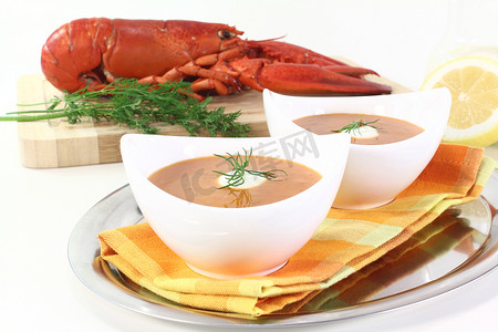 新鲜龙虾浓汤