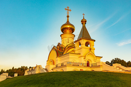 俄罗斯哈巴罗夫斯克-2018 年 8 月 27 日：萨罗夫圣六翼天使教堂