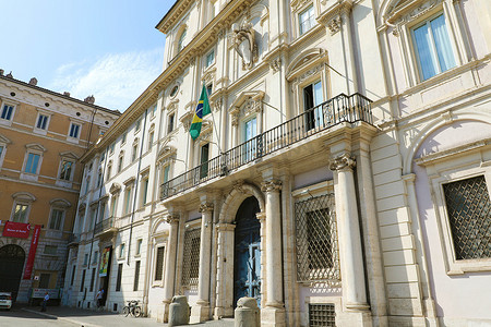 大使馆摄影照片_意大利罗马- 2019年9月16日：巴西驻意大利纳沃纳广场罗马大使馆。
