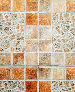 传统的装饰性西班牙装饰瓷砖，建筑物墙壁上的原始瓷砖