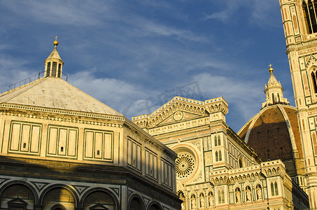 佛罗伦萨大教堂广场的颜色