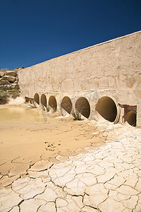 沙漠排水管