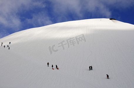 冰火摄影照片_埃特纳火山上的人们