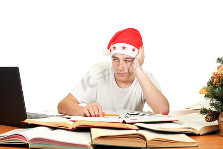 戴着圣诞帽的悲伤学生