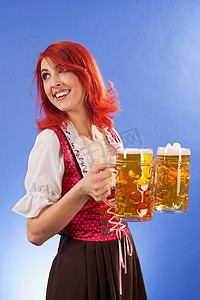 慕尼黑啤酒节漂亮的侍应生