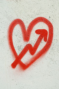 红色的心和丘比特之箭