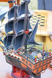 一艘帆船的模型由特写镜头拍摄