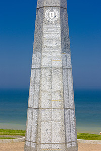 诺曼底摄影照片_“位于诺曼底奥马哈海滩附近的第 1 步兵师纪念碑”