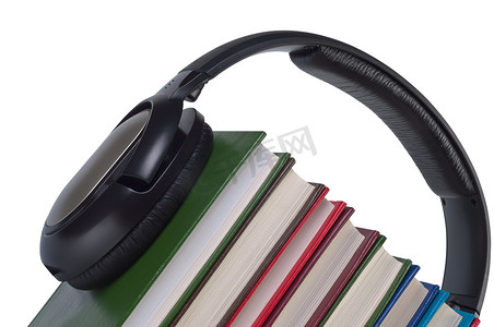 书本上的耳机关闭。