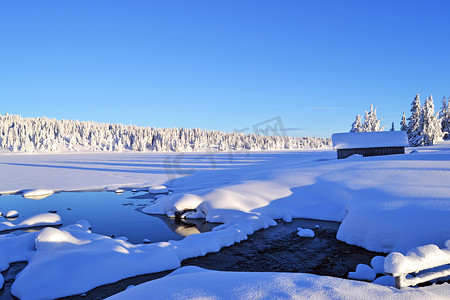 “挪威利勒哈默尔诺德塞特的冬天”
