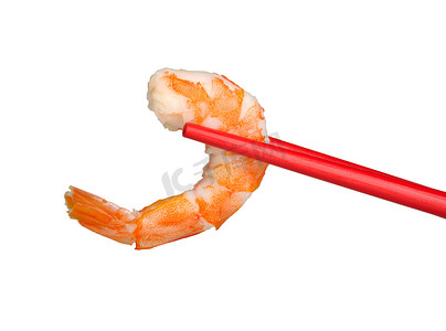 用筷子夹去皮的虾
