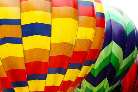 彩色热气球和晴天照片