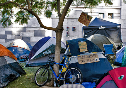 占领洛杉矶抗议者的帐篷城