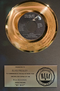 “埃尔维斯·普雷斯利 (Elvis Presley) 的雅园，田纳西州孟菲斯”