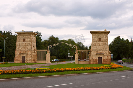 在 Tsarskoye Selo 的埃及门
