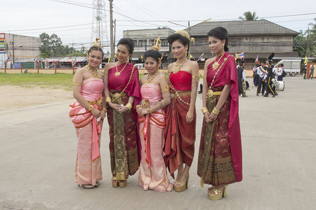 泰国学生表演泰式
