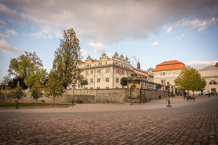 乳酸菌摄影照片_Litomysl 城堡的景色，捷克共和国最大的文艺复兴时期城堡之一。