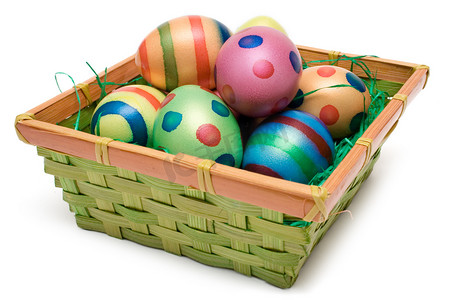 篮子里的几个复活节彩蛋
