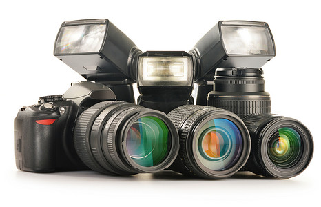 “摄影设备，包括变焦镜头、相机和闪光灯”