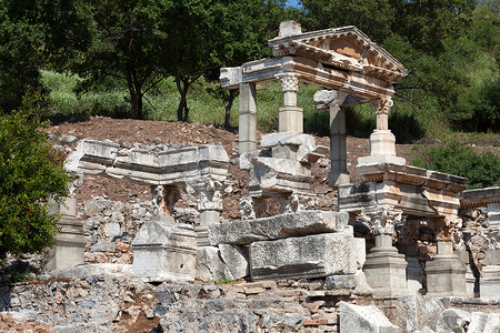 赛拉摄影照片_图拉真喷泉在古希腊城市以弗所